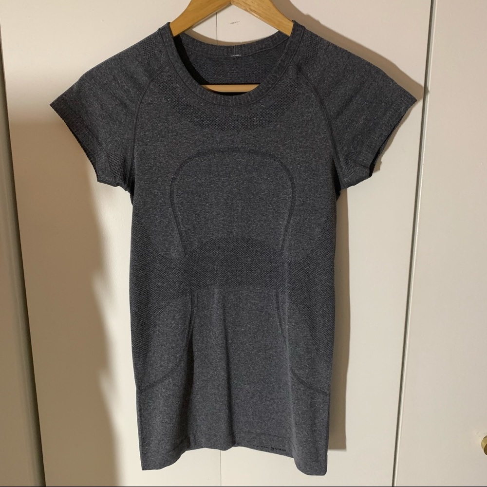 Lululemon short sleeve